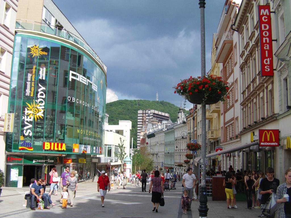 Apartmány Perla Karlovy Vary Esterno foto